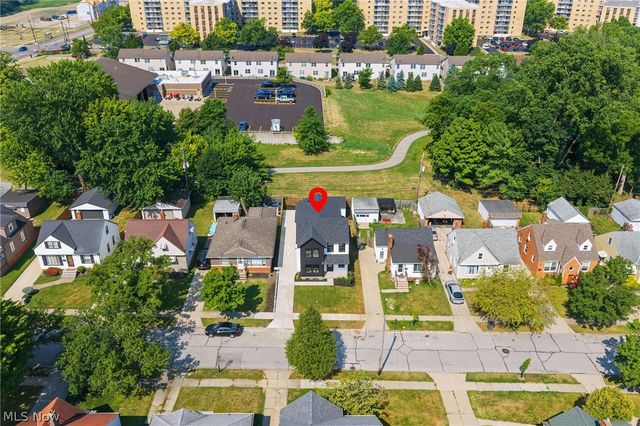 4232 Brookway Lane, Brooklyn, OH 44144