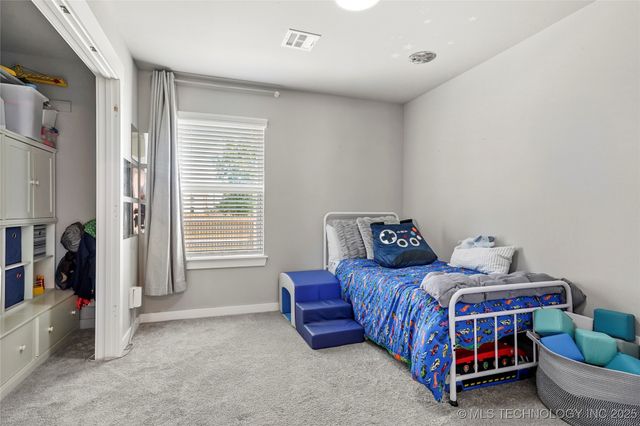 15025 S Oak Street, Glenpool, OK 74033