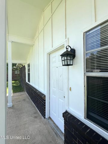 104 Michael Court, Gulfport, MS 39503