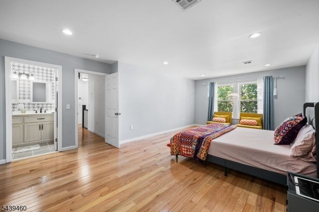 88 Leber Ave, Carteret Boro, NJ 07008