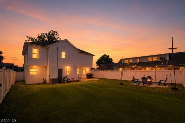 88 Leber Ave, Carteret Boro, NJ 07008