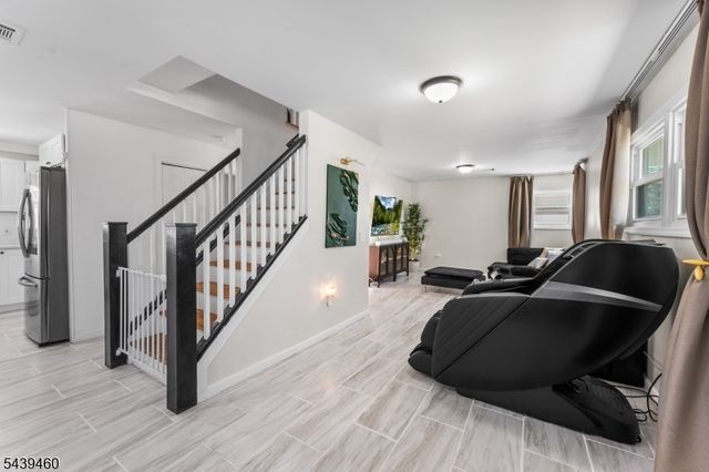 88 Leber Ave, Carteret Boro, NJ 07008