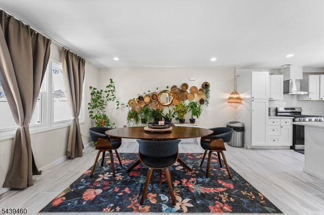 88 Leber Ave, Carteret Boro, NJ 07008