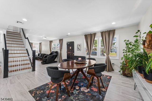 88 Leber Ave, Carteret Boro, NJ 07008