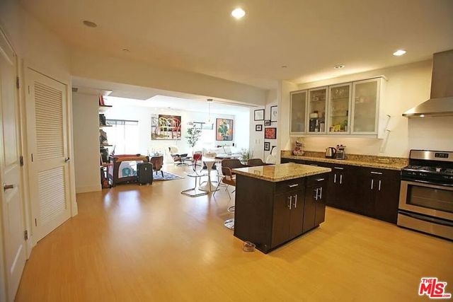 5232 Satsuma Avenue 202, North Hollywood, CA 91601