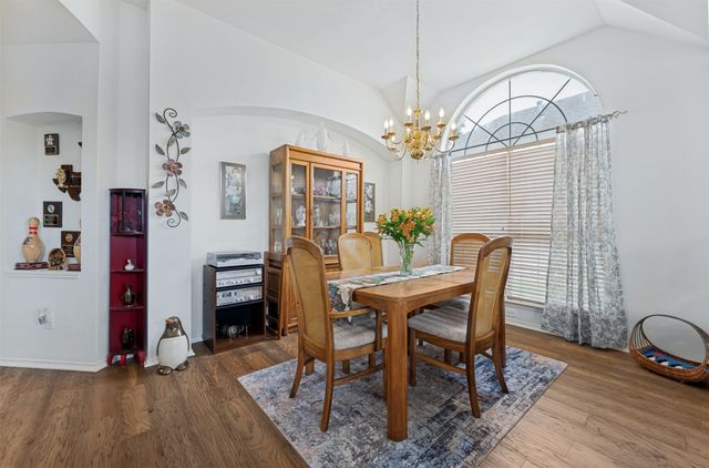 10009 White Lane, Irving, TX 75063