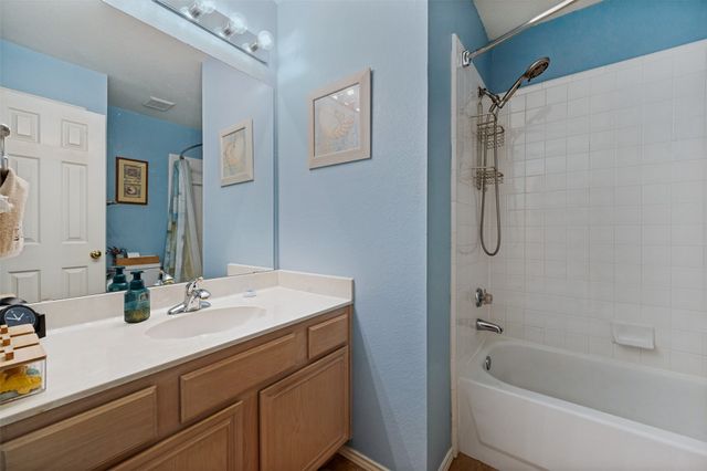 10009 White Lane, Irving, TX 75063