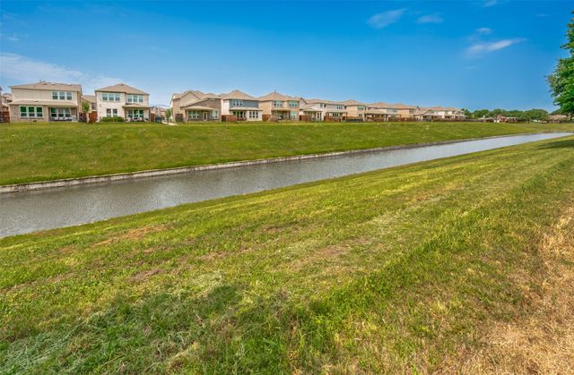 10009 White Lane, Irving, TX 75063