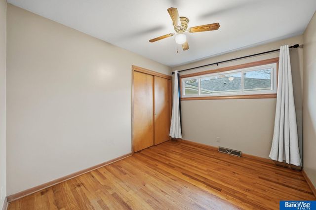 5445 Linden Street, Lincoln, NE 68516