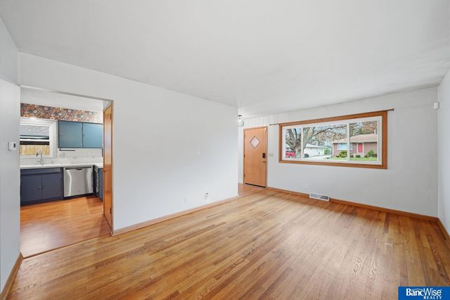 5445 Linden Street, Lincoln, NE 68516