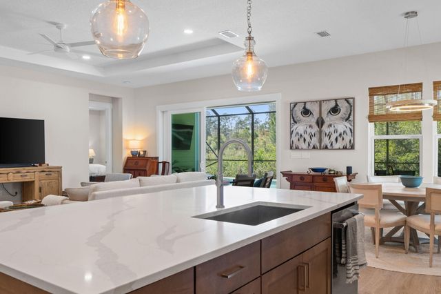 917 Camp Fire Circle, Panama City Beach, FL 32413