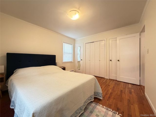 259-19 80th Avenue, Glen Oaks, NY 11004