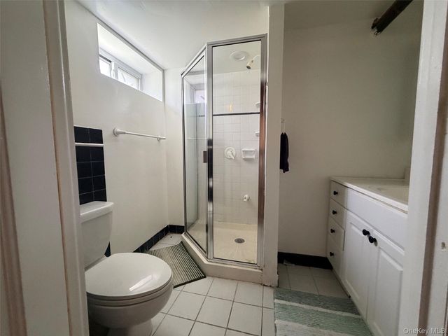 259-19 80th Avenue, Glen Oaks, NY 11004