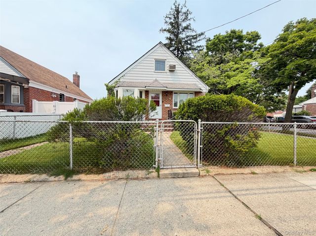 259-19 80th Avenue, Glen Oaks, NY 11004