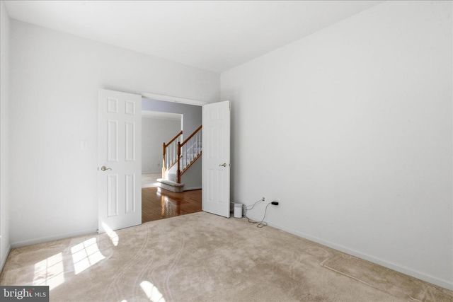 8114 HOLLY LN, Clinton, MD 20735