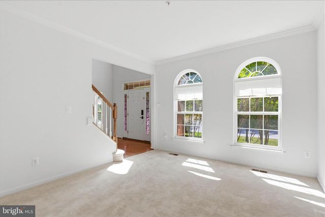 8114 HOLLY LN, Clinton, MD 20735