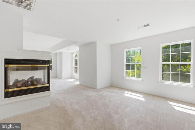 8114 HOLLY LN, Clinton, MD 20735