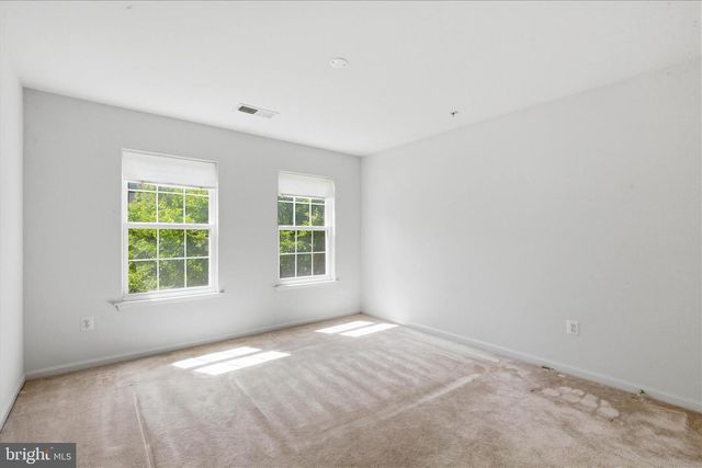 8114 HOLLY LN, Clinton, MD 20735