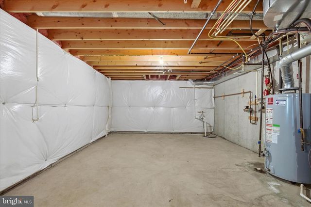 8114 HOLLY LN, Clinton, MD 20735