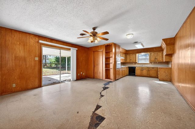 3213 Bordeaux Street, Sherman, TX 75090