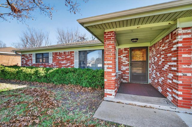 3213 Bordeaux Street, Sherman, TX 75090