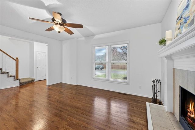 20729 S Barker Road, Spring Hill, KS 66083