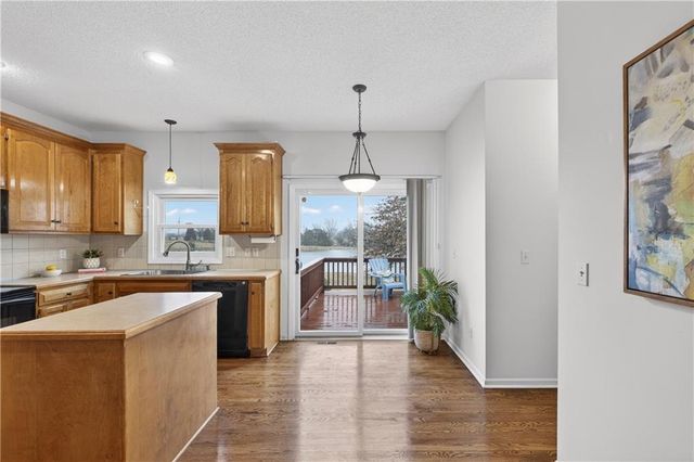 20729 S Barker Road, Spring Hill, KS 66083