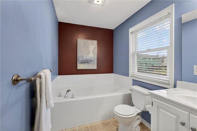 20729 S Barker Road, Spring Hill, KS 66083