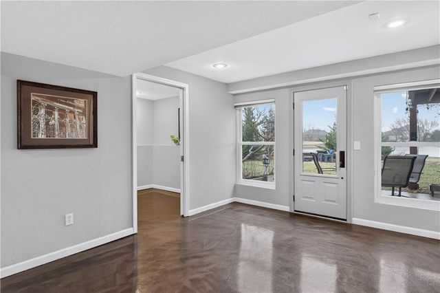 20729 S Barker Road, Spring Hill, KS 66083