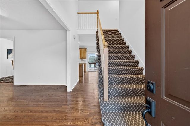 20729 S Barker Road, Spring Hill, KS 66083