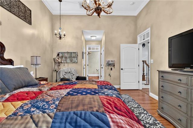 208 Ladyslipper Lane, Jamestown, NC 27282