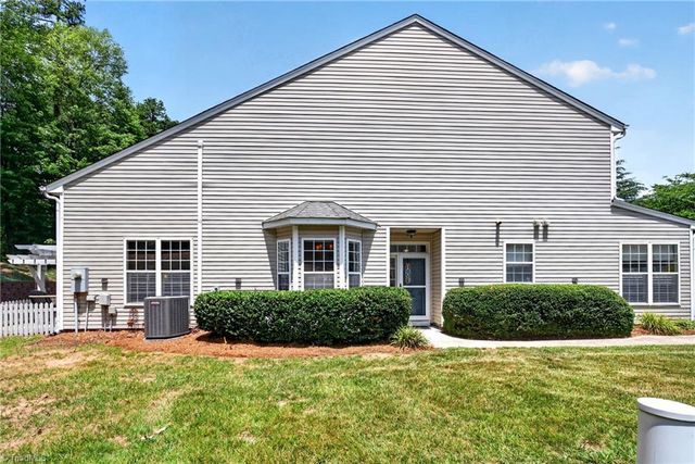 208 Ladyslipper Lane, Jamestown, NC 27282