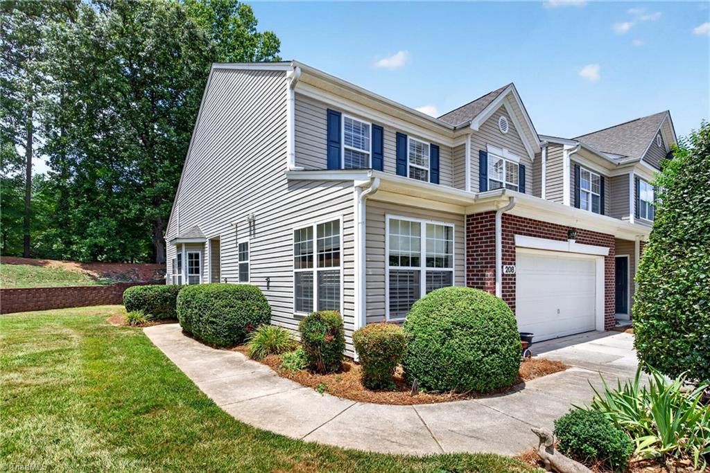 208 Ladyslipper Lane, Jamestown, NC 27282