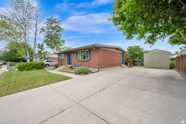 2839 W 7550 S, West Jordan, UT 84084