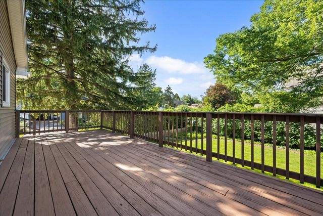 803 Pine Street, Deerfield, IL 60015