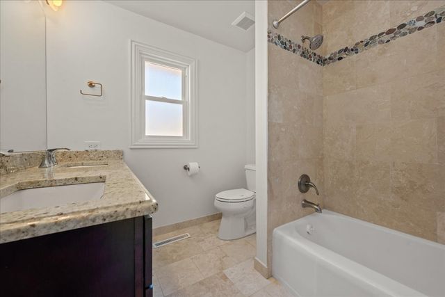 803 Pine Street, Deerfield, IL 60015