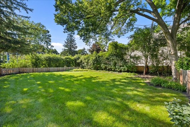 803 Pine Street, Deerfield, IL 60015