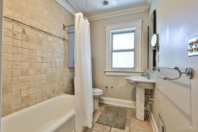 1344 Delta Avenue, Cincinnati, OH 45208