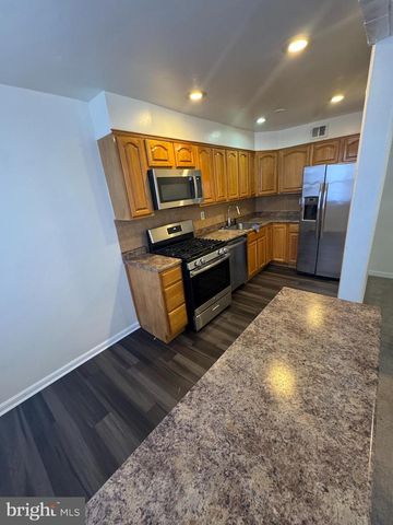 181 E WALNUT PARK DR, Philadelphia, PA 19120