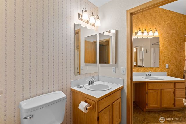 4606 Denton Lane SE, Lacey, WA 98503