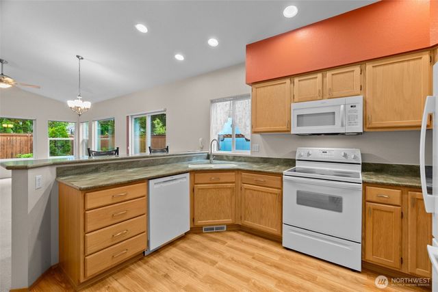 4606 Denton Lane SE, Lacey, WA 98503
