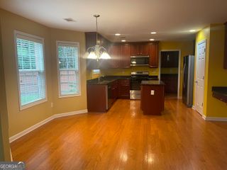 927 Park Hollow Way, Lawrenceville, GA 30043