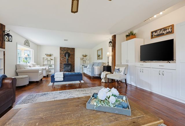 6 West Salisbury Road, Salisbury, NH 03268
