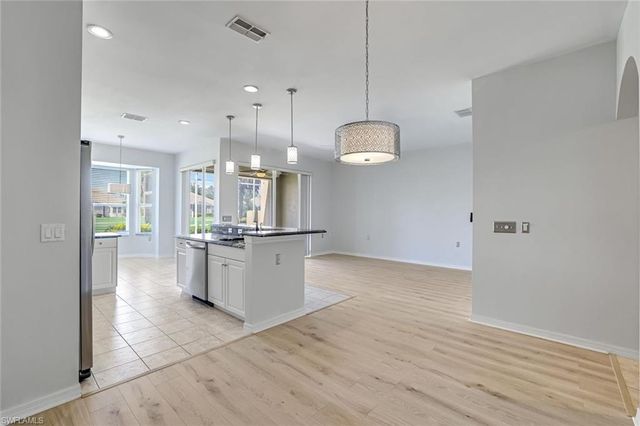 1725 Morning Sun LN # E34, Naples, FL 34119