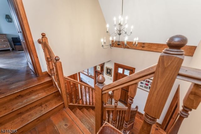 2 Driftway Dr, High Bridge Boro, NJ 08829