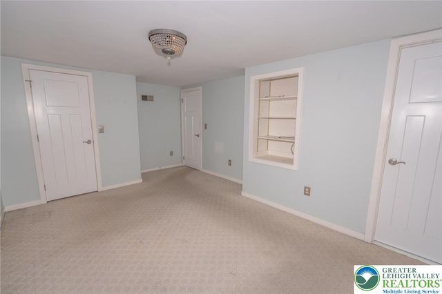 2044 West Highland Street, Allentown City, PA 18104