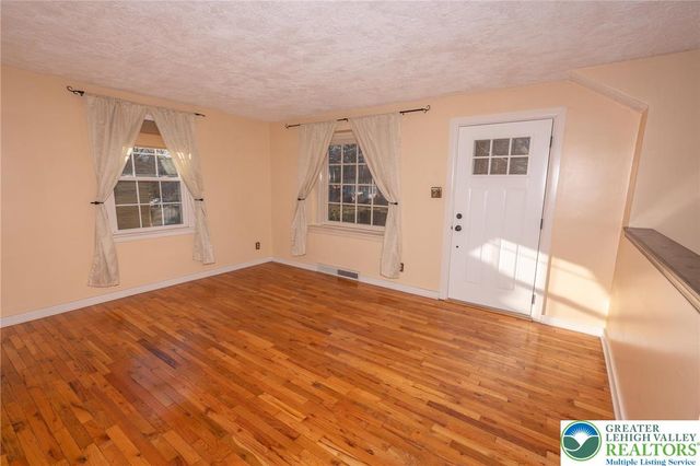 2044 West Highland Street, Allentown City, PA 18104