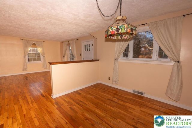 2044 West Highland Street, Allentown City, PA 18104