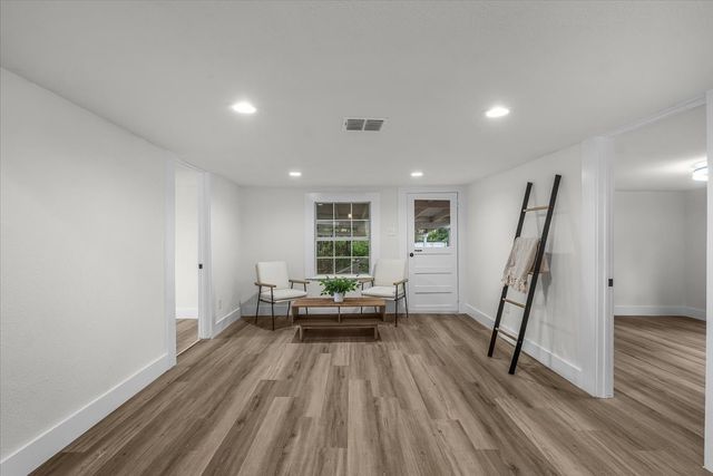 809 Mirike Drive, Fort Worth, TX 76108