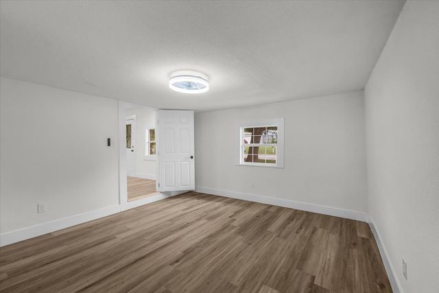 809 Mirike Drive, Fort Worth, TX 76108